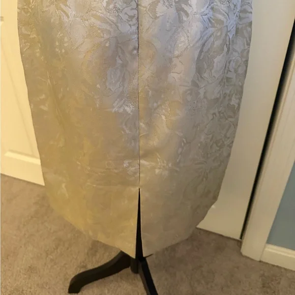 Tahari dress - Picture 7 of 8